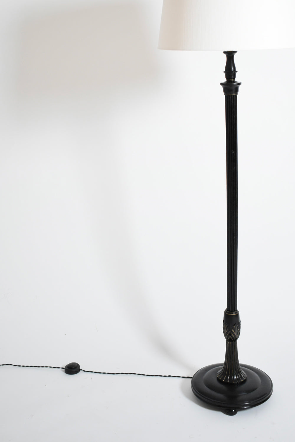 Flower-shaped base and column floor lamp, 1950s.