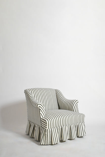 Pair of green and white stripes fabric armchairs, XIXth c.