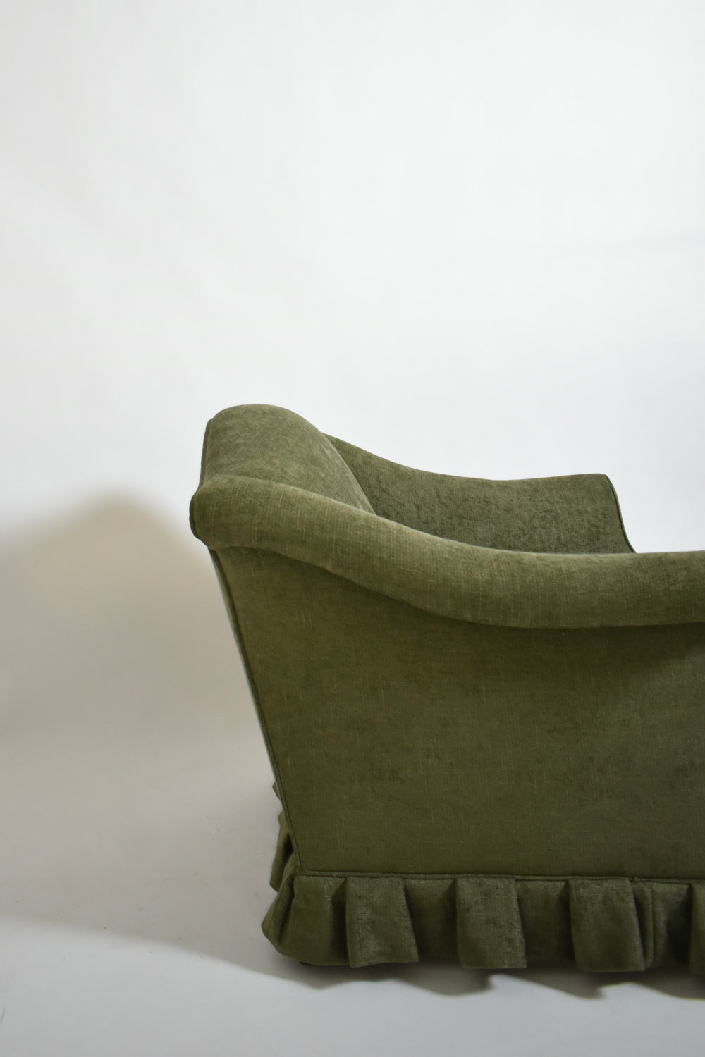 Pair of green fabric fringe armchairs, 1940s.
