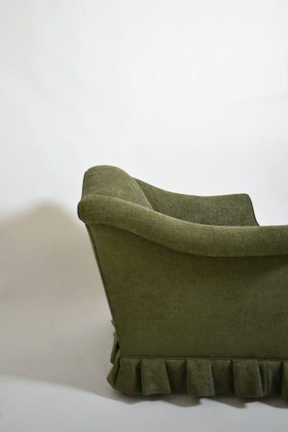 Pair of green fabric fringe armchairs, 1940s.