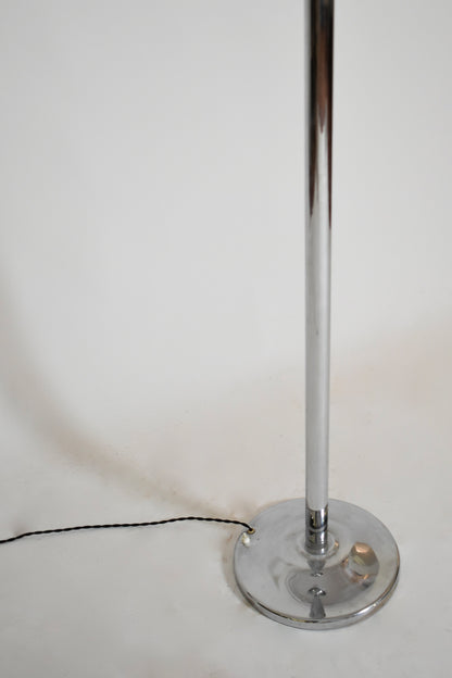 Art Deco chromed iron basin floor lamp, 1930s.