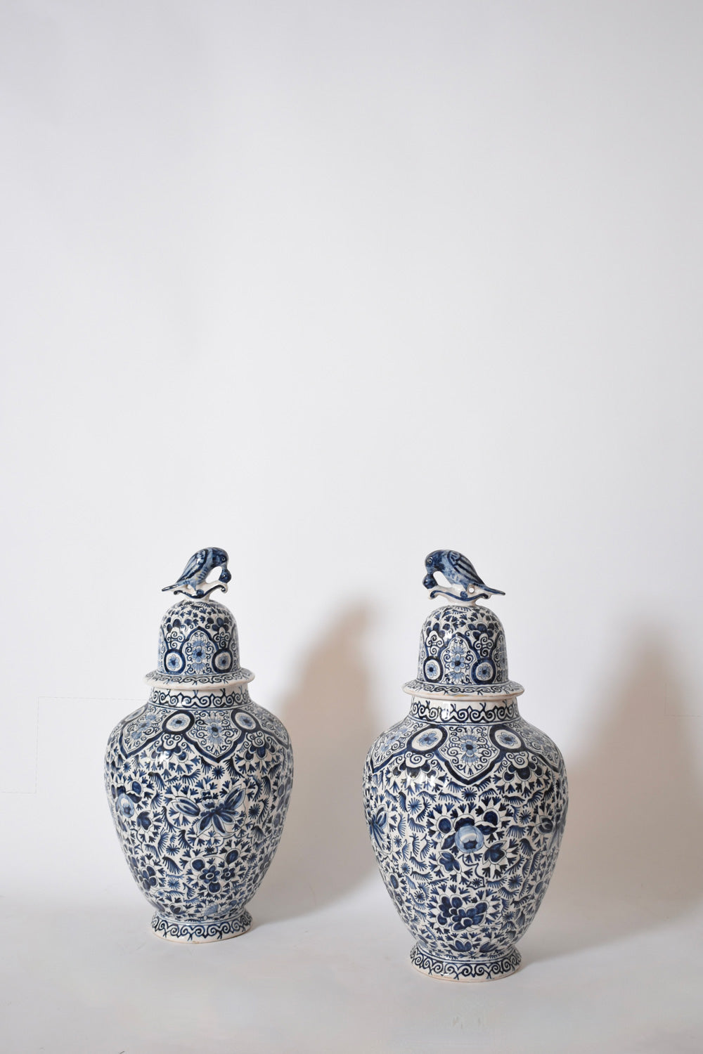 Pair of Delft blue and white baluster covered vases, XIXth c.