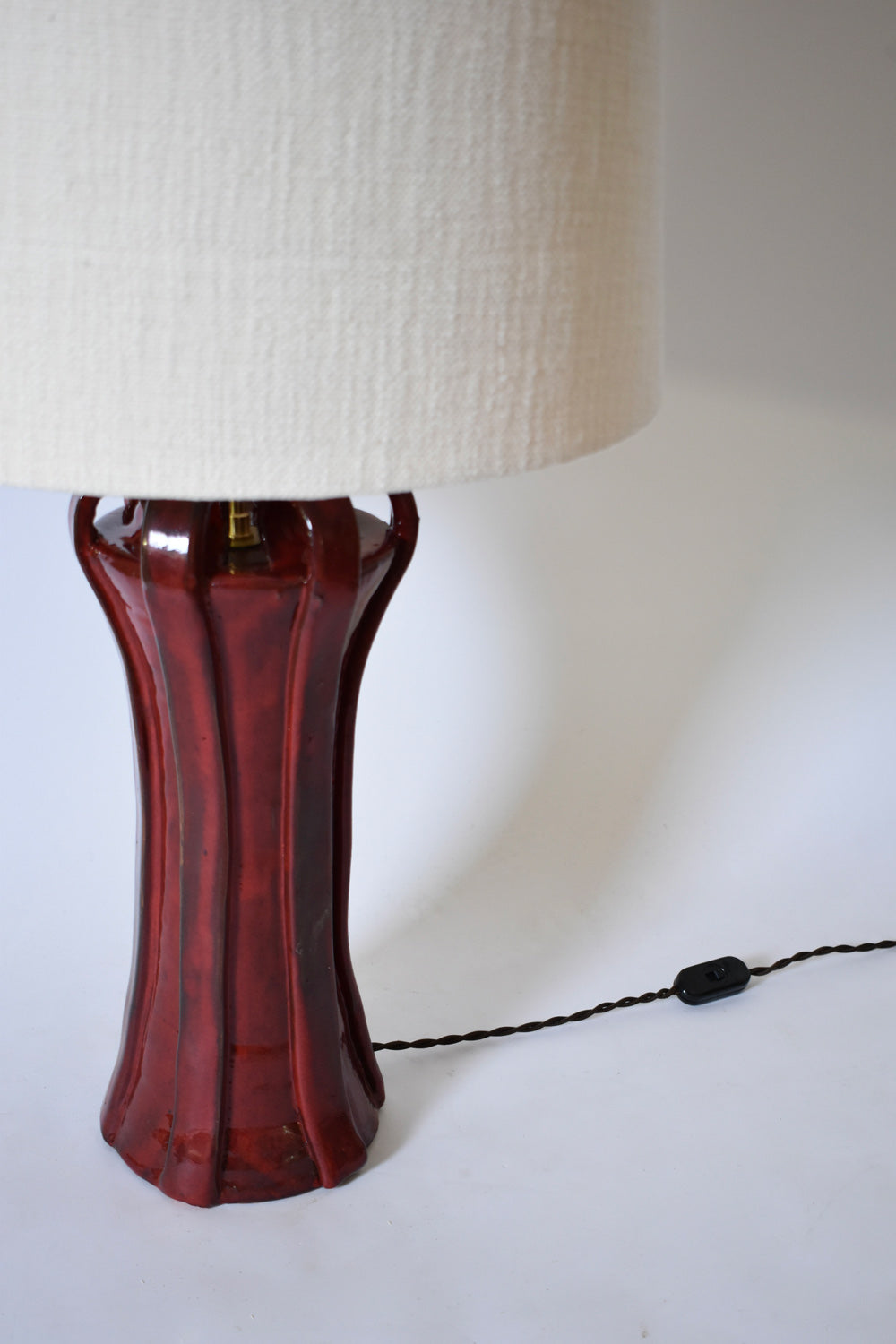 "Kasaï" Henry red ceramic lamp 40cm, Barracuda Edition.