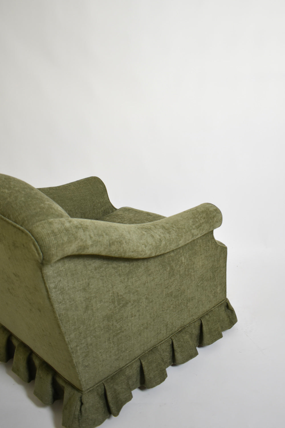 Pair of green fabric fringe armchairs, 1940s.