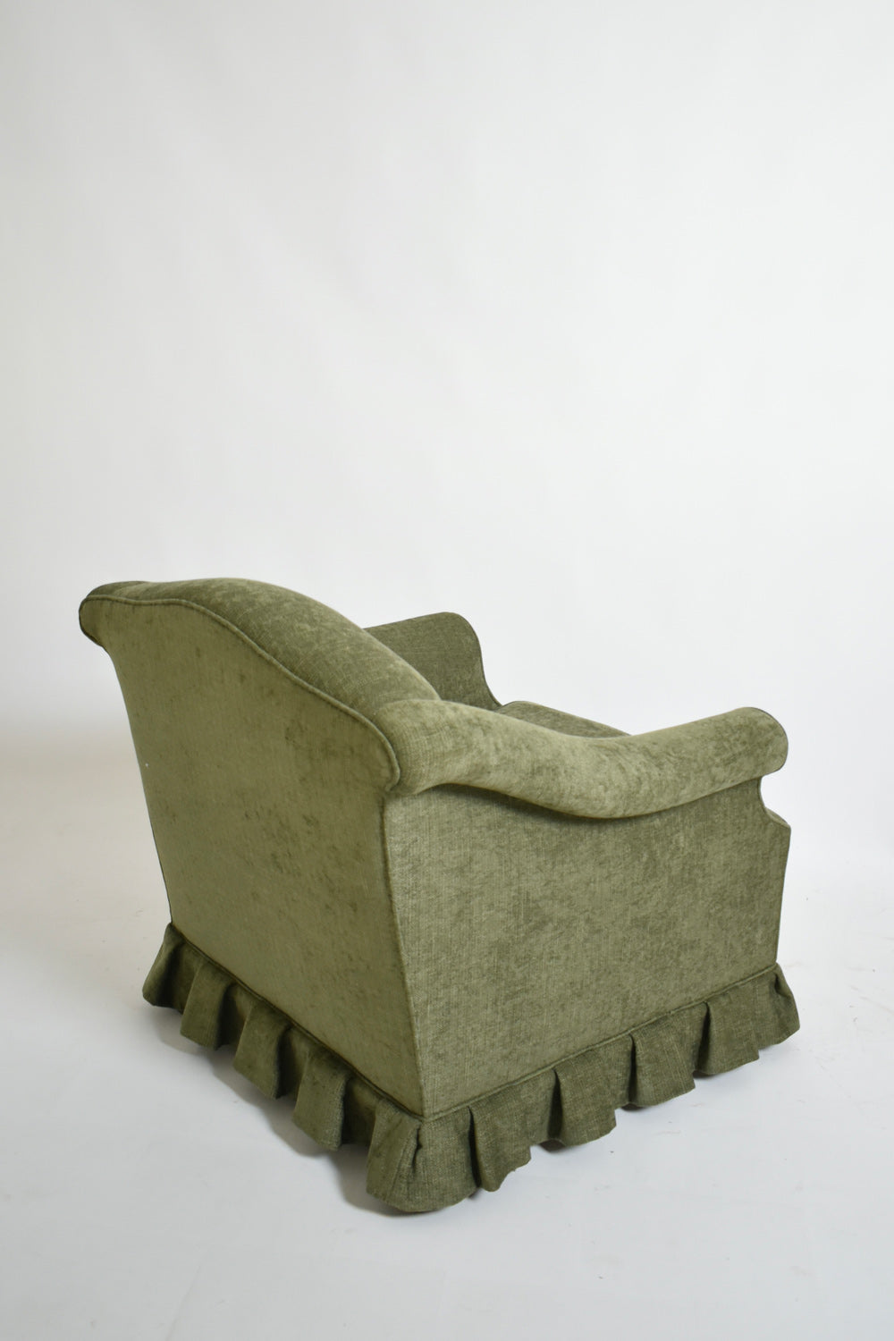 Pair of green fabric fringe armchairs, 1940s.