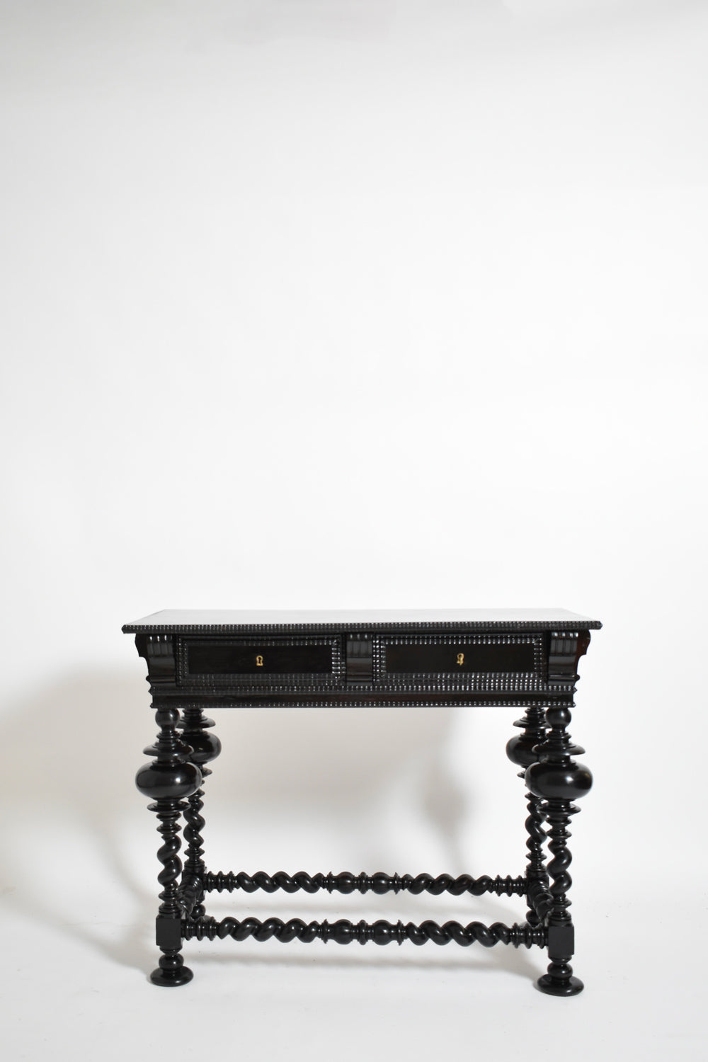 Turned wood dark rosewood table, XIXth c.