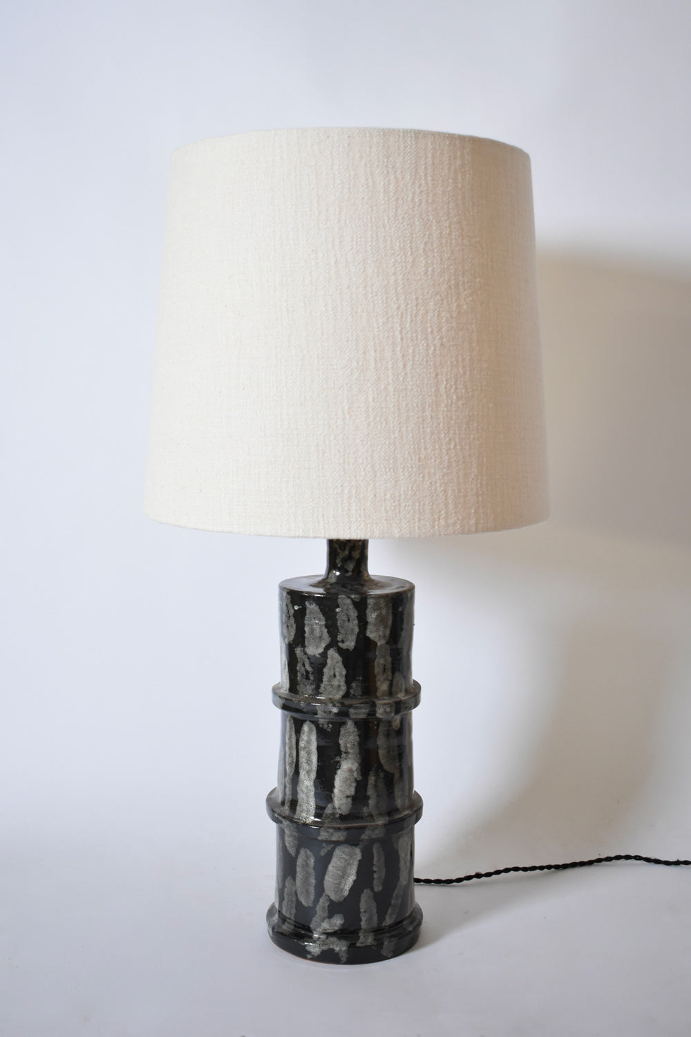 "Inle" 45cm grey and black ceramic table lamp, Barracuda edition.