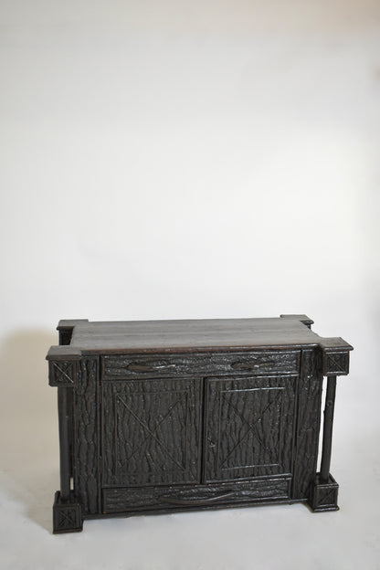Foret Noire chest of drawers, XIXth c.