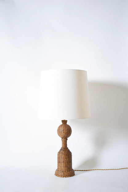 Rattan skin baluster table lamp, 1970s.