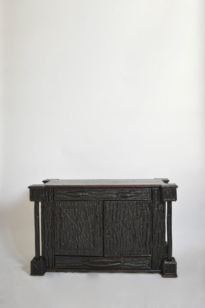 Foret Noire chest of drawers, XIXth c.