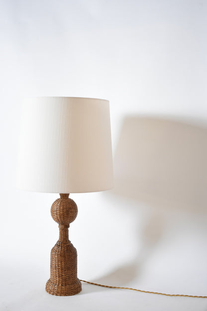 Rattan skin baluster table lamp, 1970s.