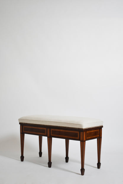 Six legs marquetry bench, XIXth c.