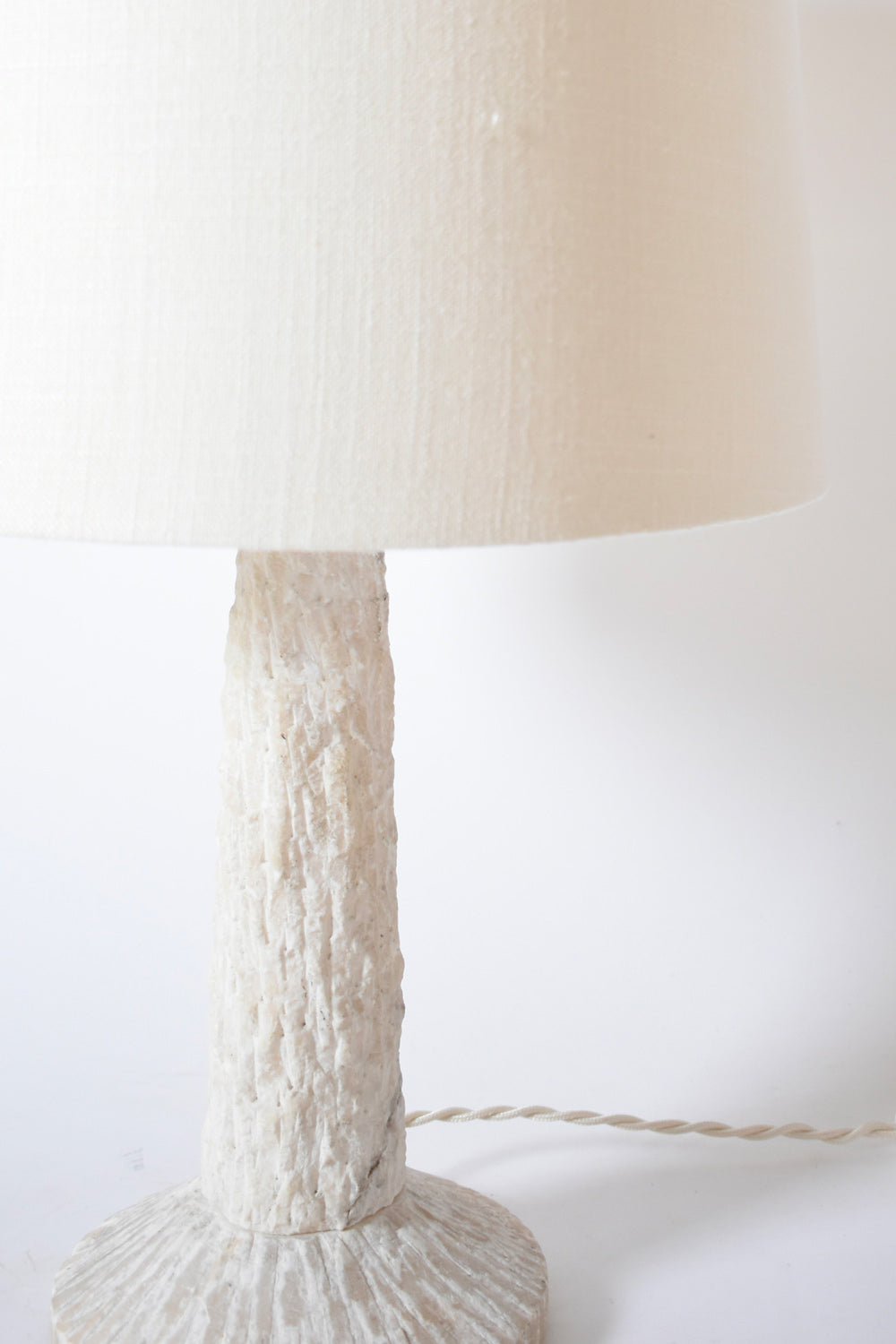 Brutalist alabaster table lamp, 1960s.