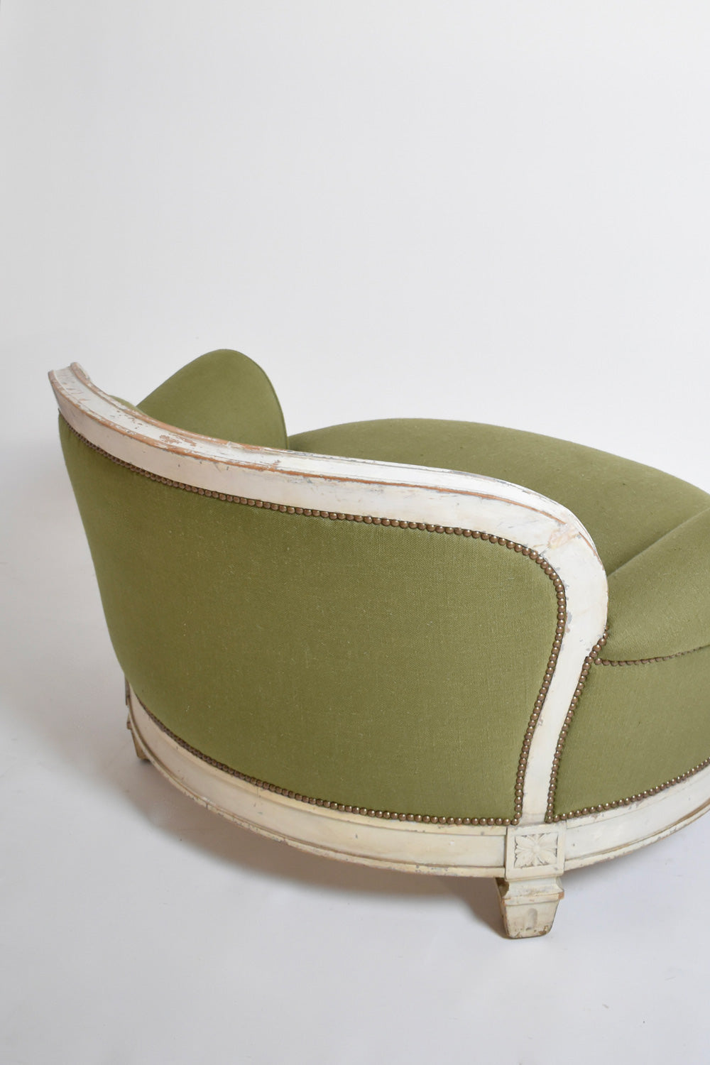 Important Louis XVI style armchair, 1940s.