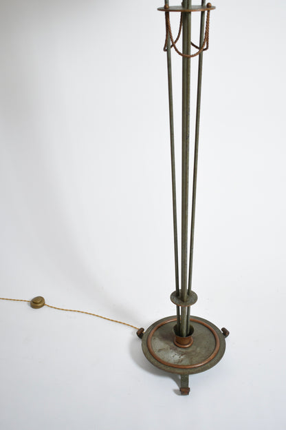 Neoclasssical arrrows wrought iron floor lamp, 1950s.