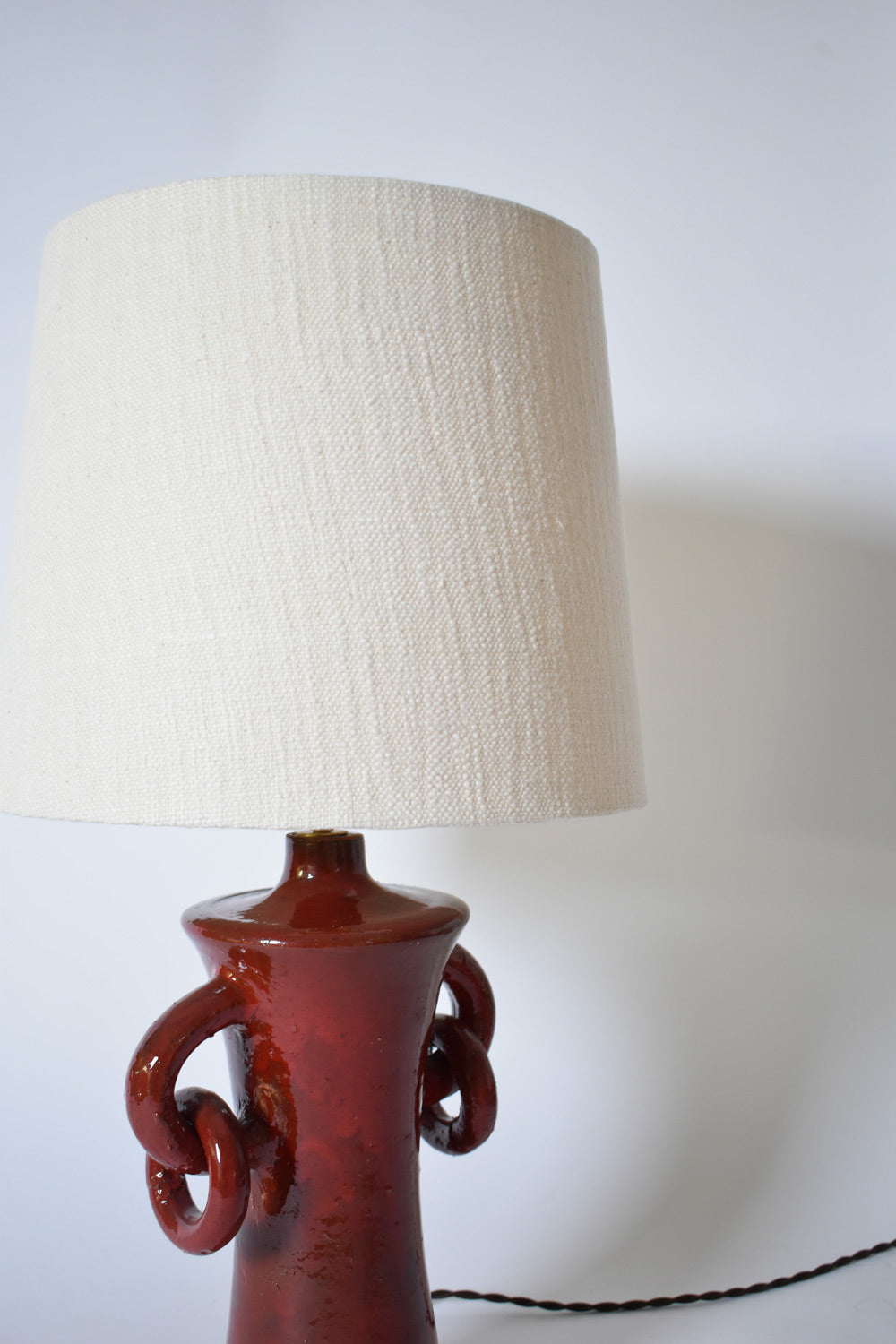 "Kasaï" red handles ceramic lamp 32cm, Barracuda Edition.
