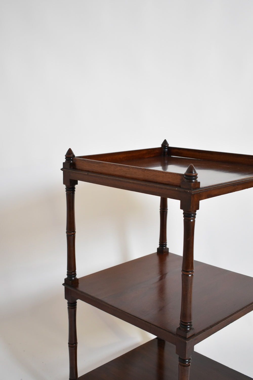 Faux bamboo bookshelves pedestal table, 1960s.