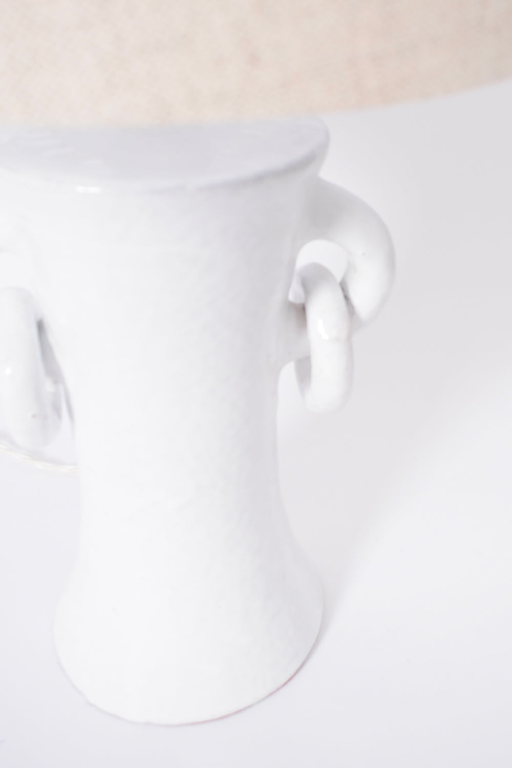 "Kasaï" white handles ceramic lamp 32cm, Barracuda Edition.