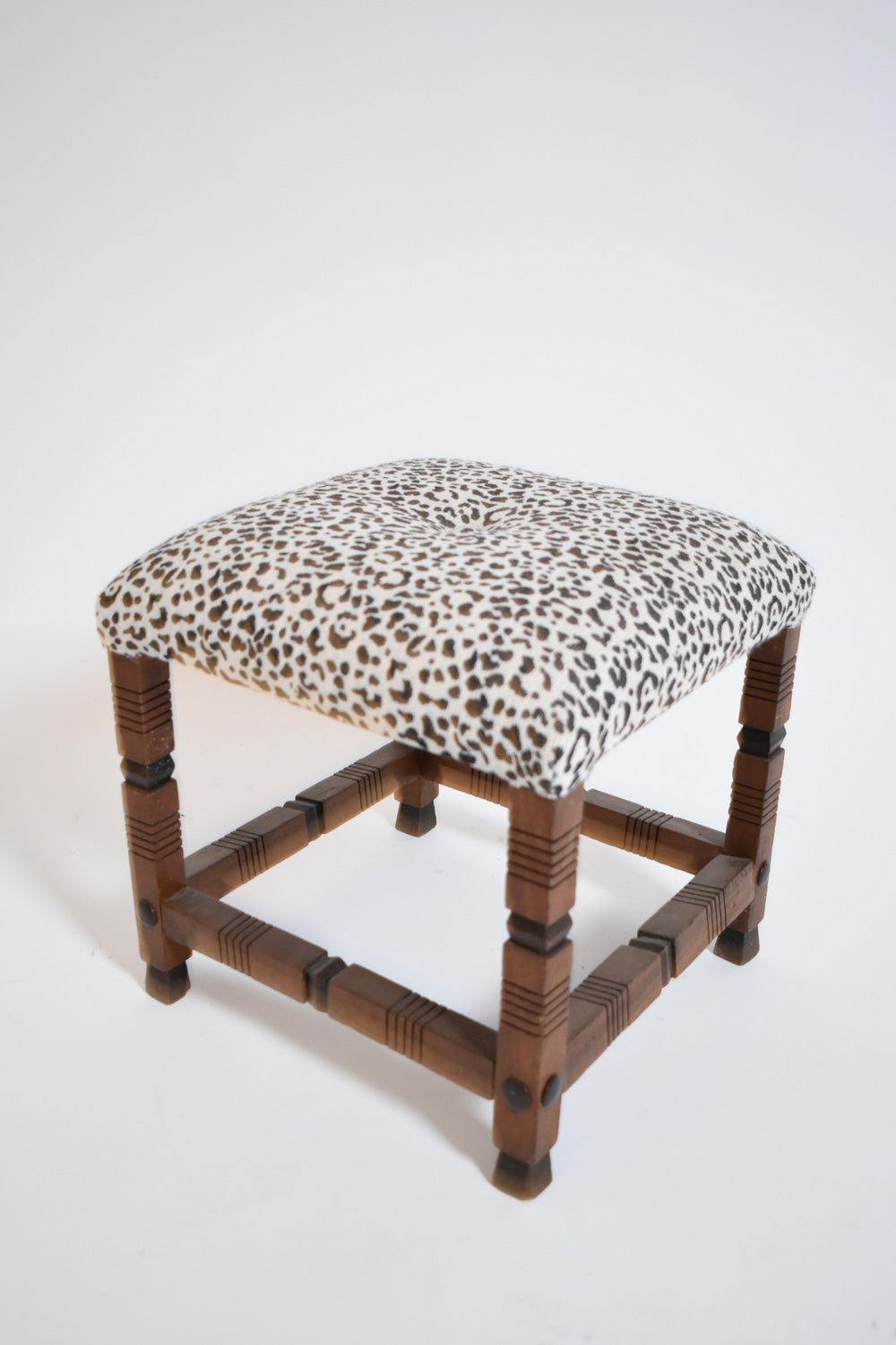 Arts & Crafts wooden stool, 1920s.
