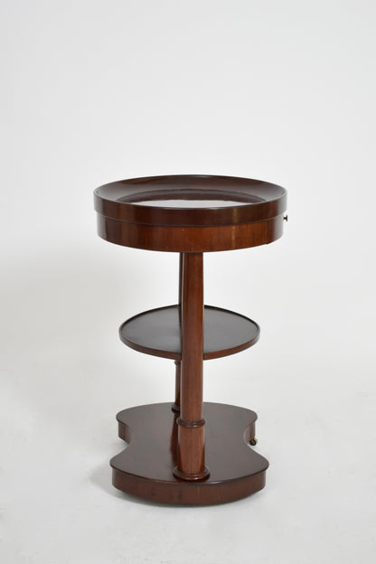 Pair of mahogany kidney ovale flying tables, XIXth c.