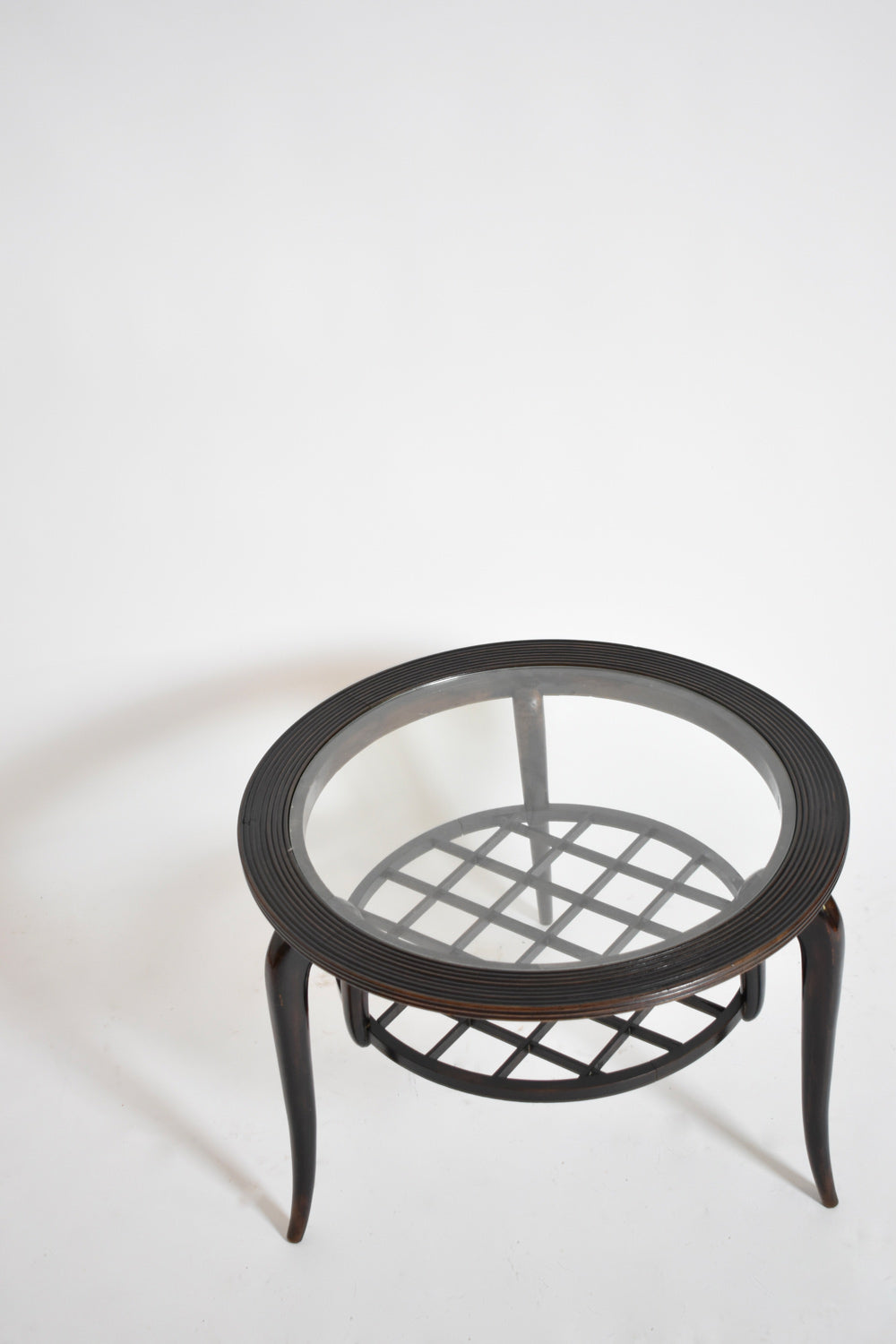 Paolo Buffa style tripod round coffee table, 1940s.
