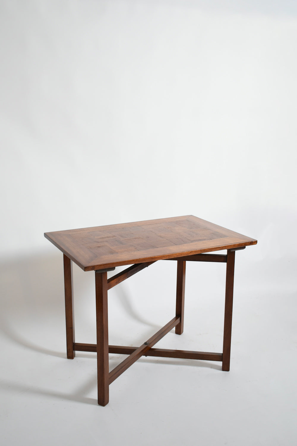 X shaped foot chessboard table, XIXth c.