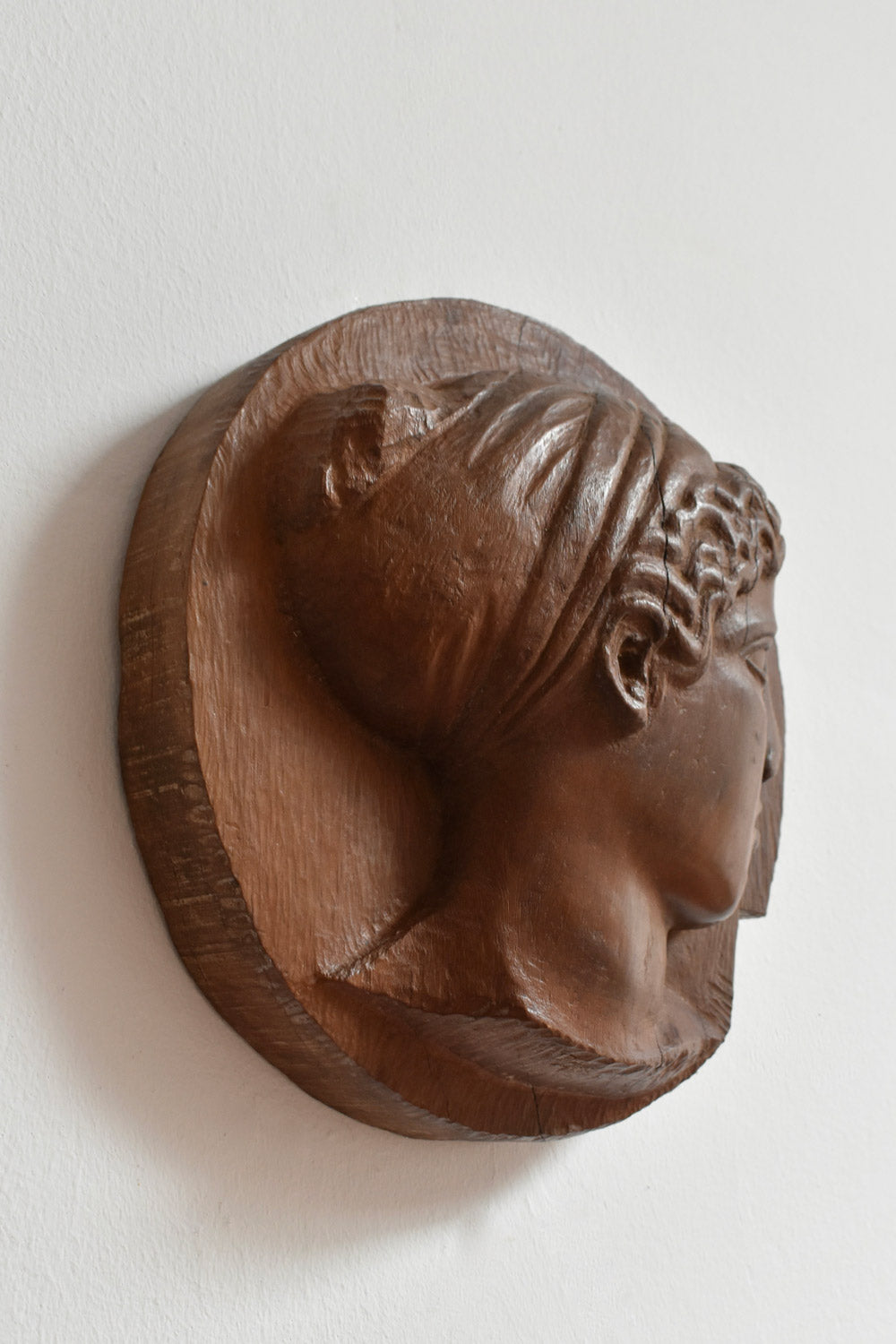 Antique style wooden medaillon portrait, 1930s.