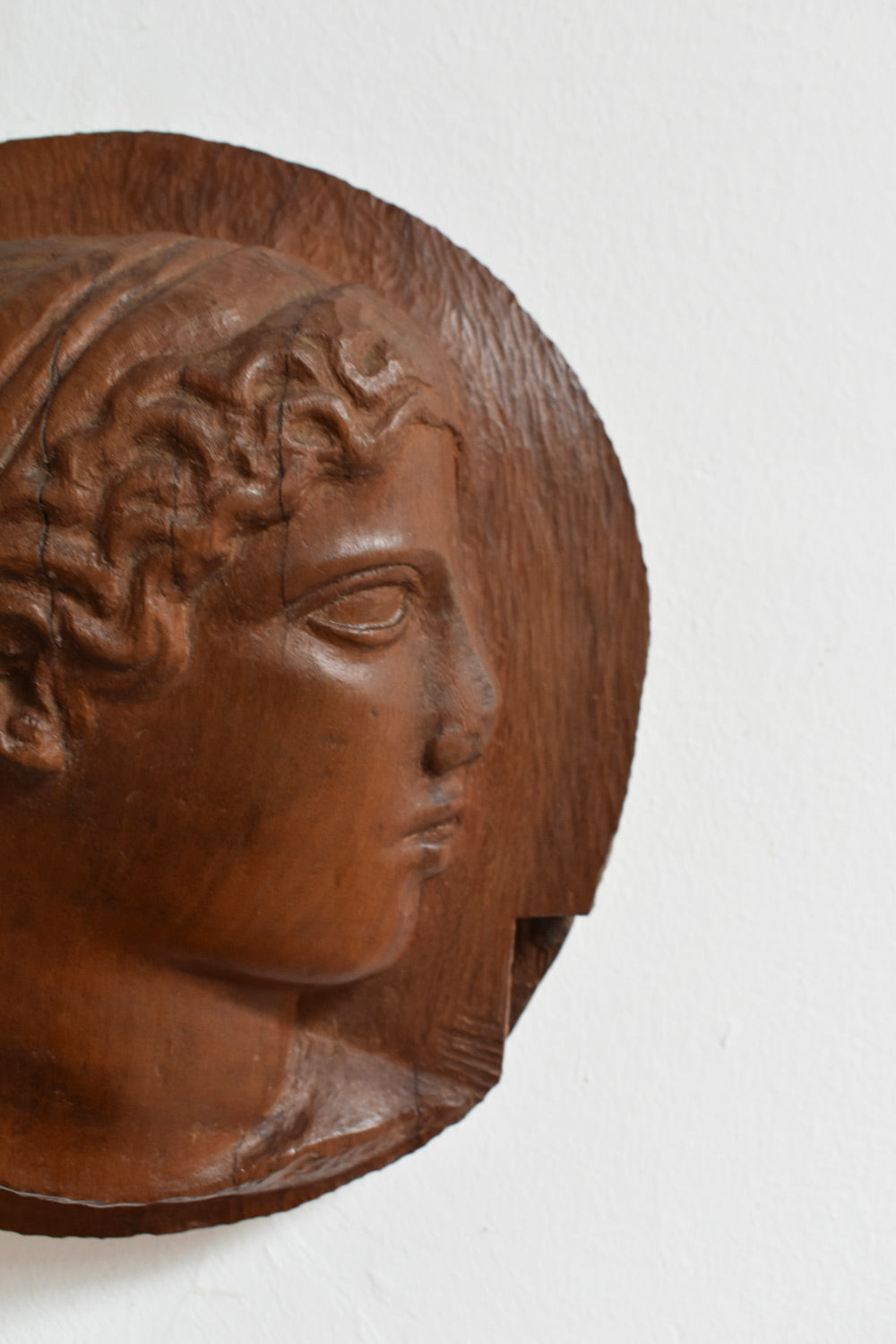 Antique style wooden medaillon portrait, 1930s.