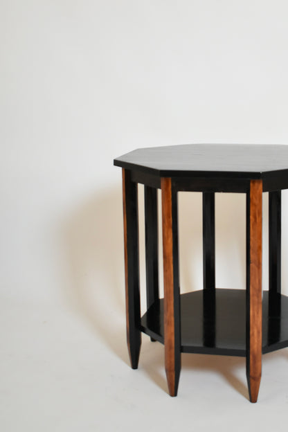 Octogonal modernist side table, 1920s.