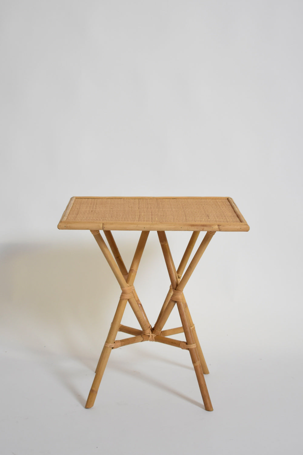 "Arrabida" 55cm natural rattan table, Barracuda Edition.