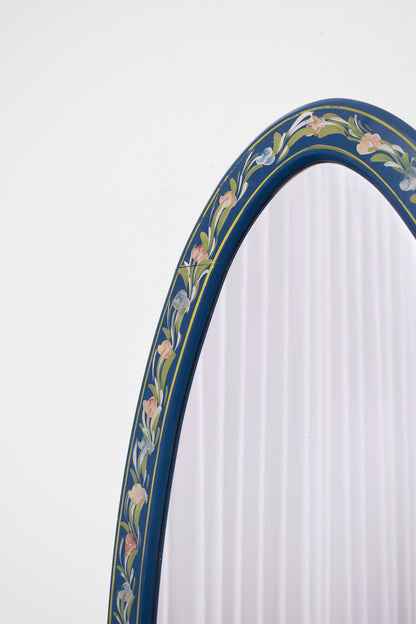 Oval wooden painted alentejano mirror.