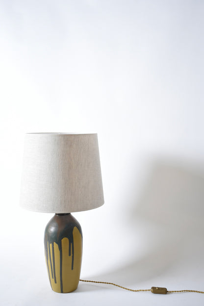 Pair of ochre and brown glaze drips lamps, 1930s.