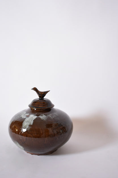 "Brejos" brown ceramic covered vase, Barracuda Edition.
