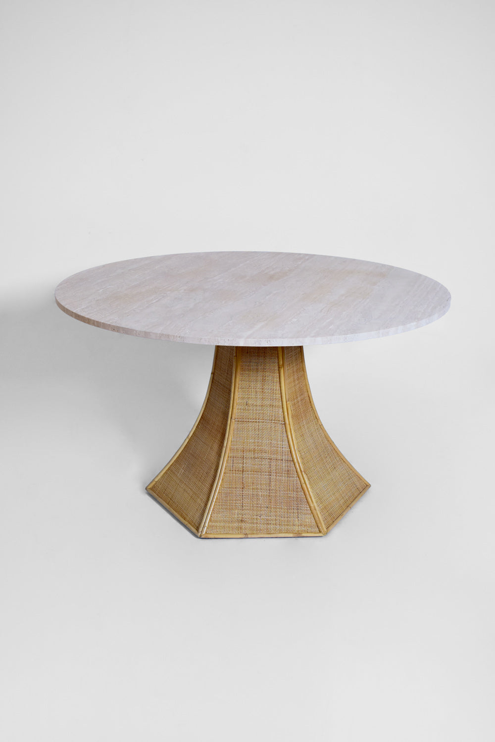 "Caprarola" 120cm rattan and travertine round table, Barracuda Edition.