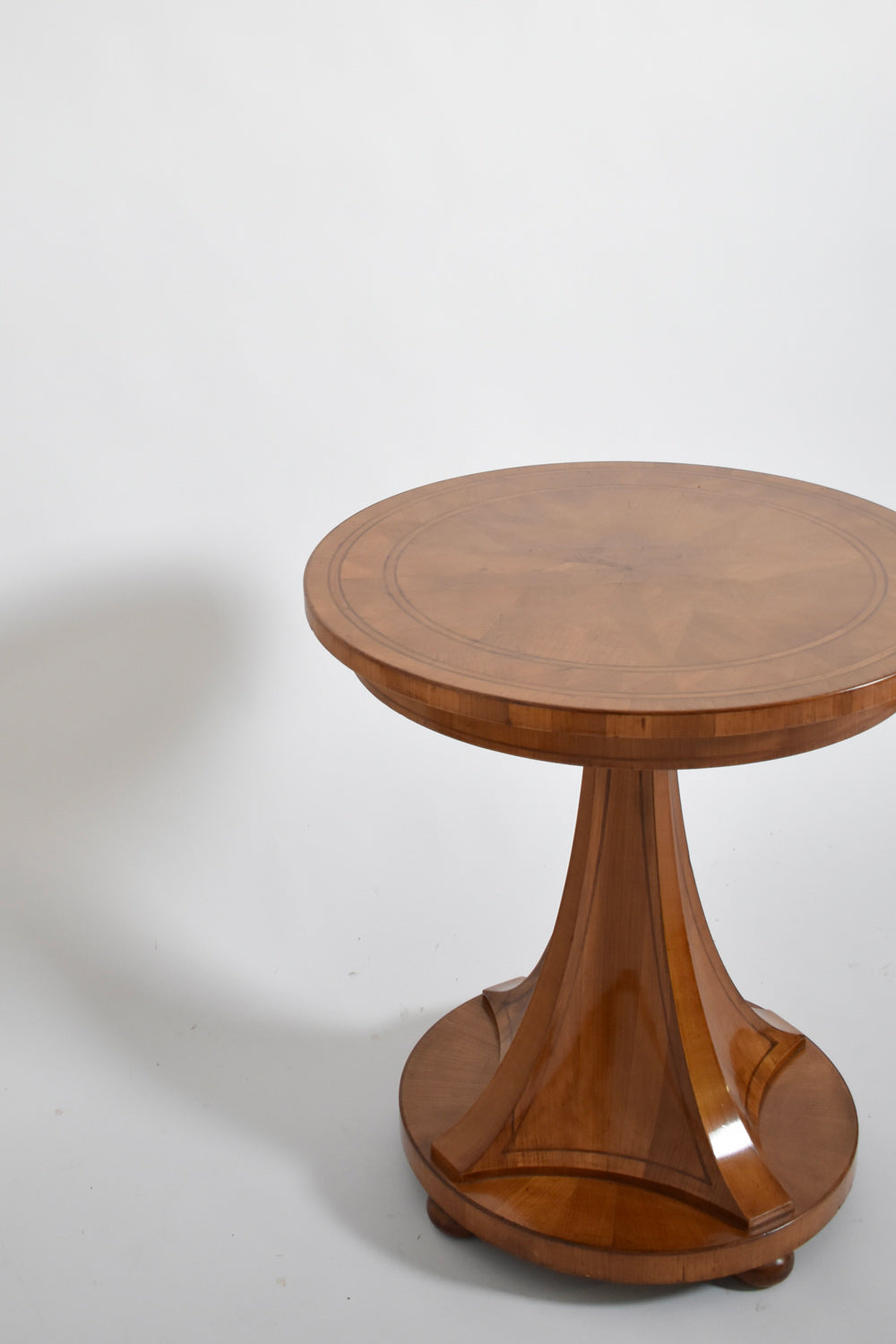 Biedermeier style pedestal table, XIXth c.