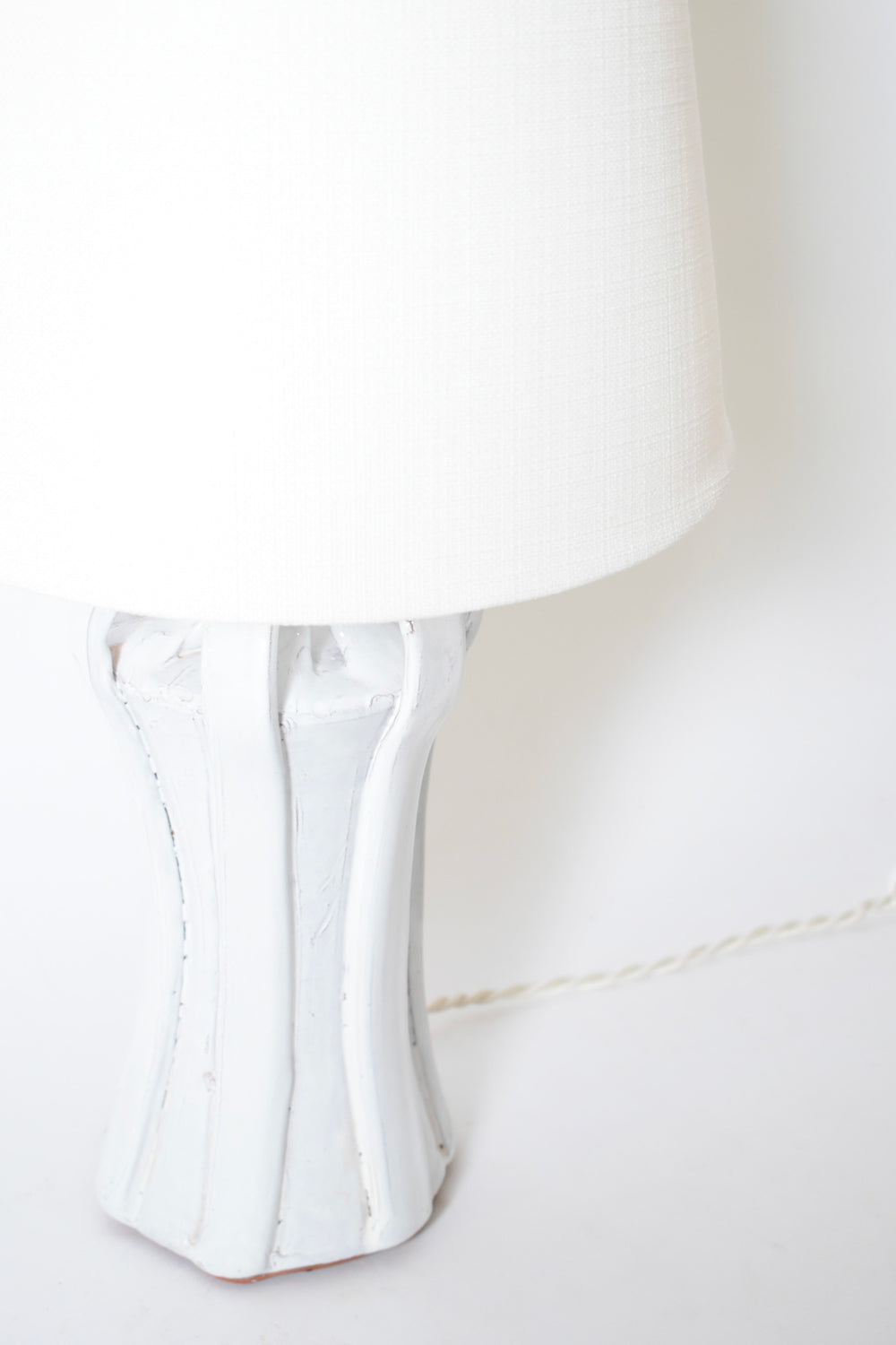 "Kasaï" Henry white ceramic lamp 25cm, Barracuda Edition.