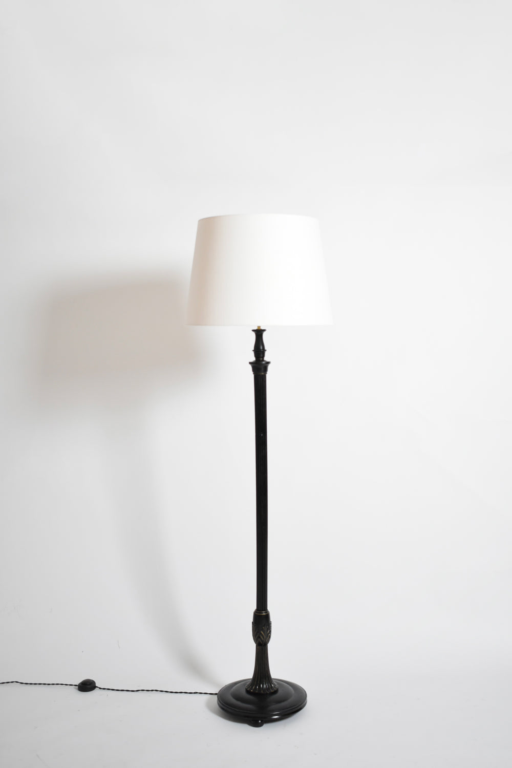 Flower-shaped base and column floor lamp, 1950s.