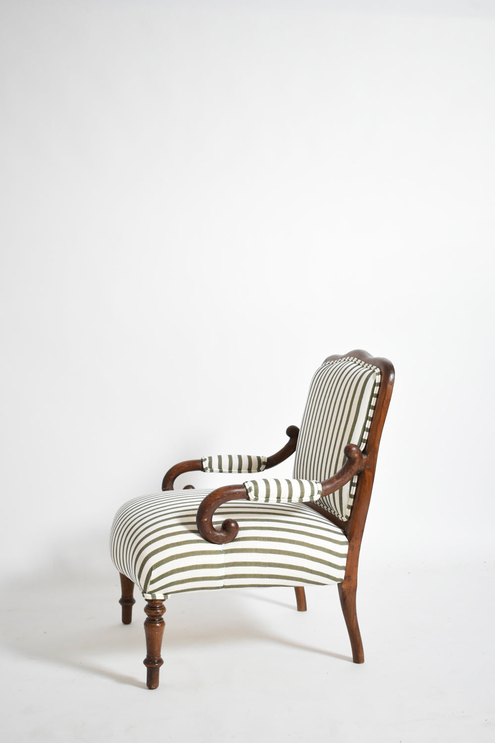 Pair of green and white stripes armchairs, XIXth c.