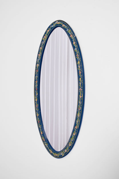 Oval wooden painted alentejano mirror.