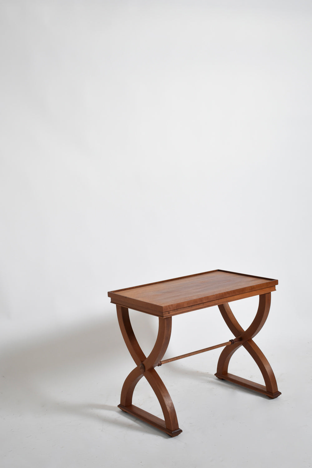 Curule neoclassical side table, 1940s.