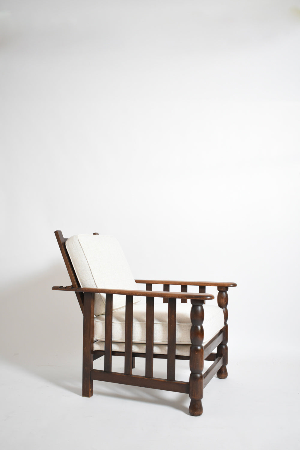 Dudouyt style oak armchair, 1940s.