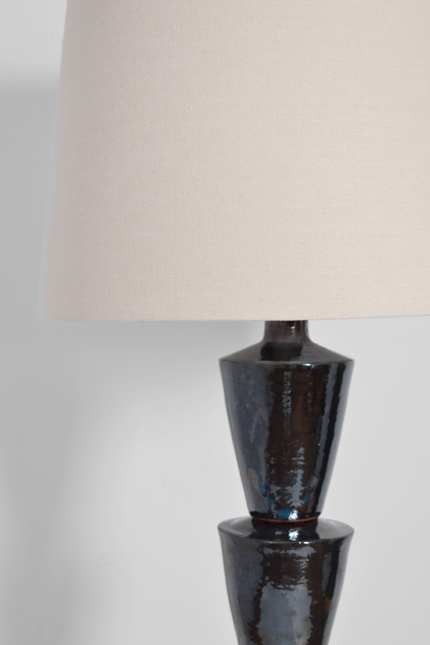"Nizwa" black ceramic floor lamp Barracuda Edition.