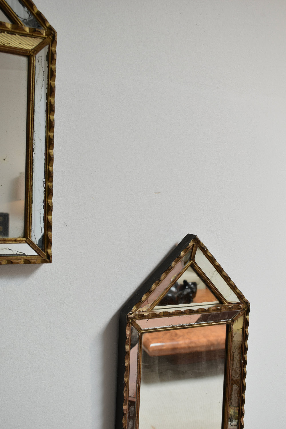 Pair of Pierre Dariel dit Dolt pedestal mirror, 1940s.