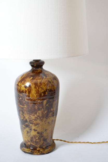 Helder toirtshell glaze ceramic lamp, 2026.