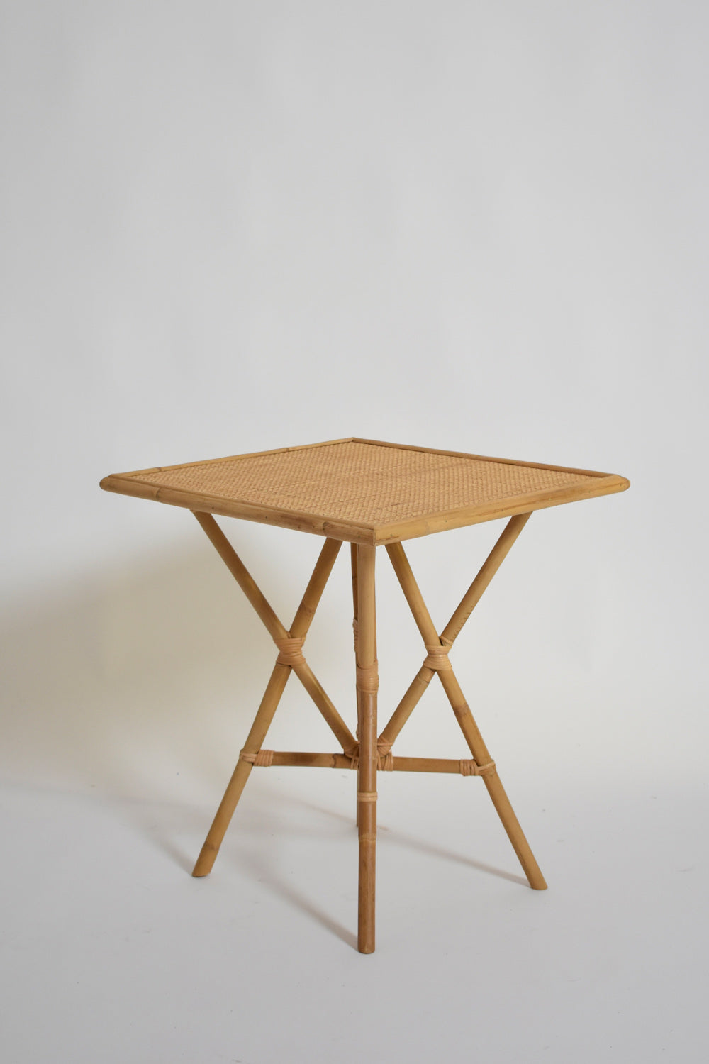 "Arrabida" 55cm natural rattan table, Barracuda Edition.