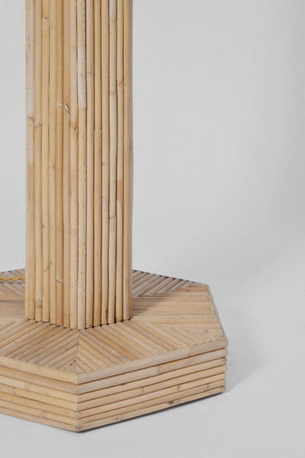 “Caprarola” rattan floor lamp, Barracuda Edition.