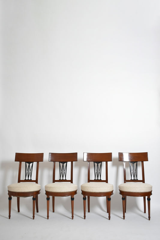 Set of four neoclassical chairs, 1920s.